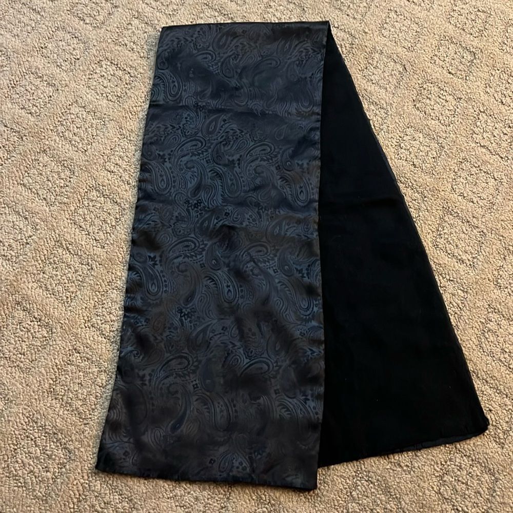 Black scarf scarf w/ black paisley on one side and soft black material on other